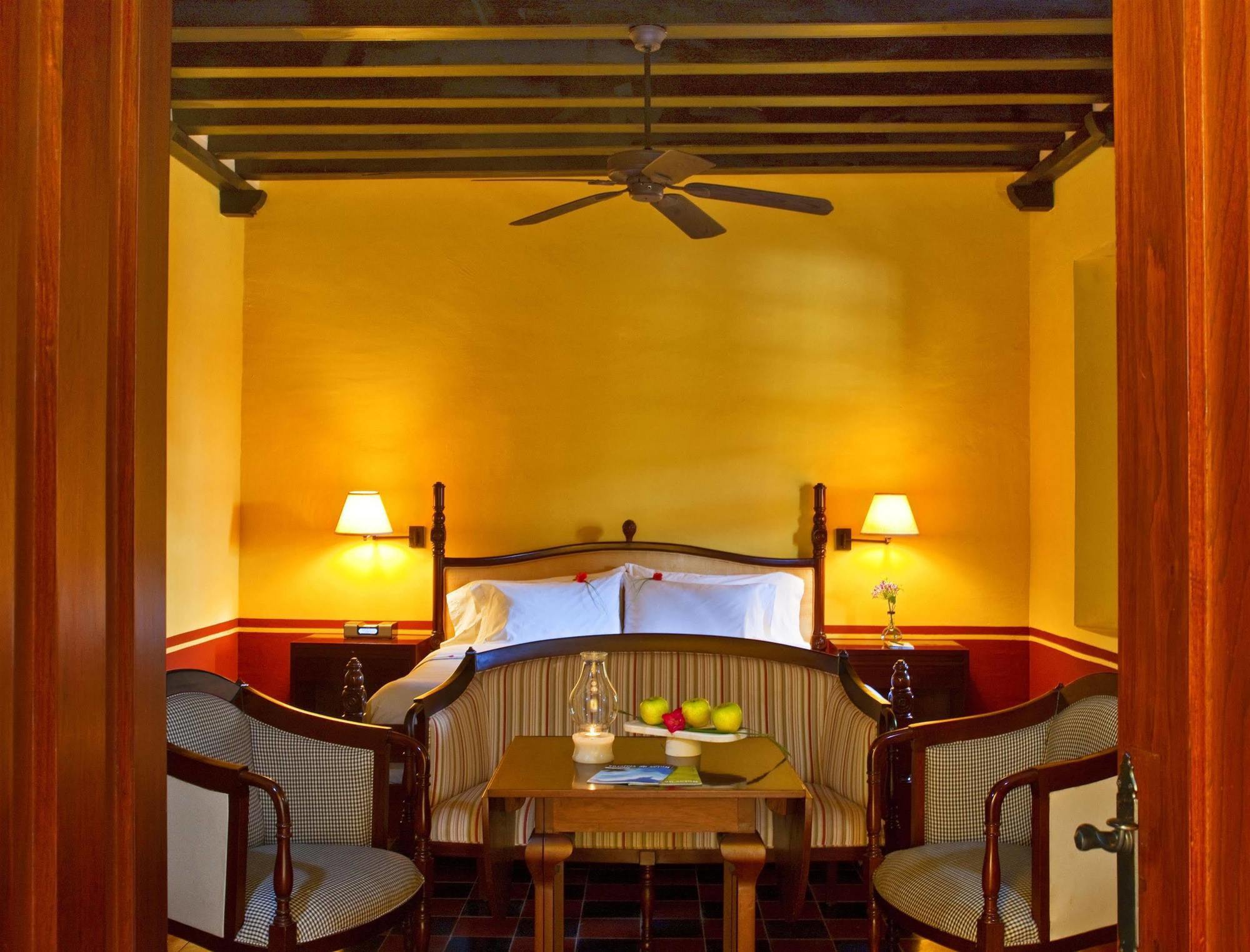 Hacienda Campeche Hotel Buitenkant foto