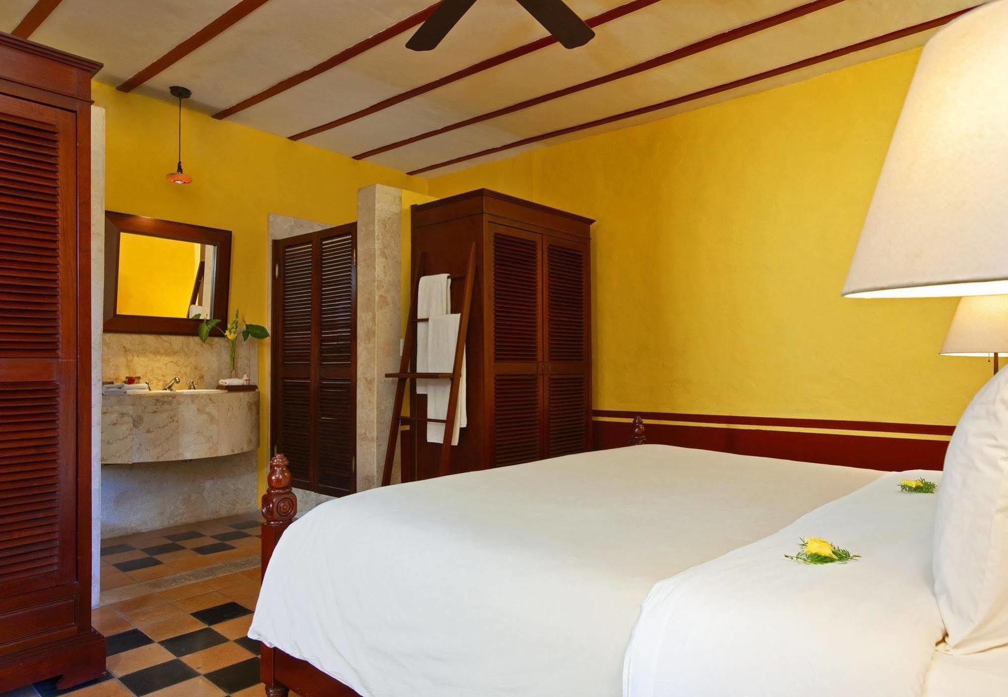 Hacienda Campeche Hotel Buitenkant foto